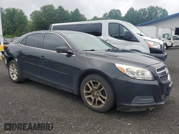 2013 Chevrolet Malibu LT with VIN 1G11C5SA0DF208728, listed as a Copart auction lot 67239185 with 164,721 mi miles and Clean title. Bid and sale history available at DreamBid. Image 4.