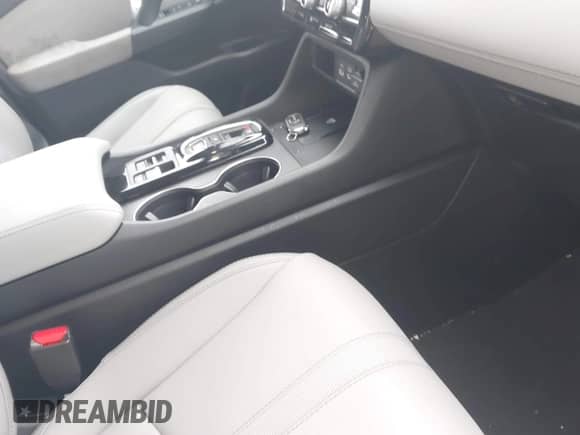 2025 Honda Pilot EX-L с VIN 5FNYG2H43SB029255, выставлен на аукционе IAAI как лот 43330269 с пробегом 21 323 миль миль и . История ставок и продаж доступна на DreamBid. Изображение 5.