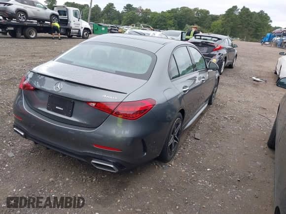 2024 Mercedes-Benz C 300 с VIN W1KAF4HB5RR187556, выставлен на аукционе IAAI как лот 43009025 с пробегом 8 882 миль миль и . История ставок и продаж доступна на DreamBid. Изображение 4.