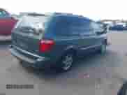 2002 Dodge Caravan ES with VIN 2B4GP54L02R581050, listed as a IAAI auction lot 42812183 with 208,964 mi miles and . Bid and sale history available at DreamBid. Image 4.