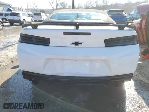 2017 Chevrolet Camaro 1LS z VIN 1G1FA3DS1H0144102, wystawiony jako Copart lot #88963335 z przebiegiem 49 064 mil mil oraz Szkoda całkowita • Salvage title. Historia ofert i sprzedaży dostępna na DreamBid. Obrazek 6.
