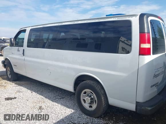 2006 Chevrolet Express Passenger with VIN 1GAHG39U161100741, listed as a IAAI auction lot 42606645 with Not provided miles and . Bid and sale history available at DreamBid. Image 3.