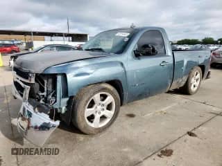 2008 Chevrolet Silverado 1500 Work Truck с VIN 1GCEC14C98Z116134, выставлен на аукционе Copart как лот 62514645 с пробегом 159 085 миль миль и Списание • Salvage title. История ставок и продаж доступна на DreamBid. Изображение 1.