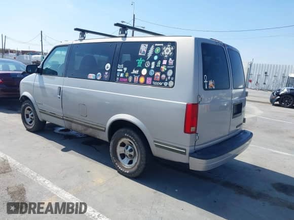 1997 Chevrolet Astro с VIN 1GNDM19W8VB222646, выставлен на аукционе IAAI как лот 42725154 с пробегом Не указан миль и . История ставок и продаж доступна на DreamBid. Изображение 3.