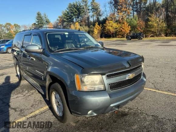 2009 Chevrolet Suburban 2LT с VIN 1GNFK26399R280776, выставлен на аукционе Copart как лот 90111235 с пробегом 169 795 миль миль и Чистый • Clean title. История ставок и продаж доступна на DreamBid. Изображение 1.