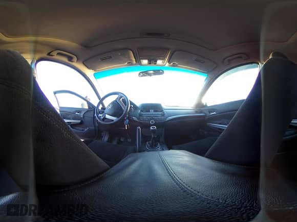 2009 Honda Accord EX с VIN 1HGCP25709A076904, выставлен на аукционе IAAI как лот 41765881 с пробегом 147 013 миль миль и . История ставок и продаж доступна на DreamBid. Изображение 18.