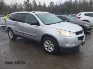 2009 Chevrolet Traverse LS z VIN 1GNEV13DX9S119002, wystawiony jako IAAI lot #41757459 z przebiegiem 143 512 mil mil oraz . Historia ofert i sprzedaży dostępna na DreamBid. Obrazek 1.