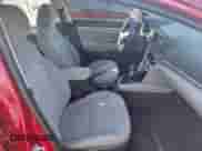 2019 Hyundai Elantra SE with VIN 5NPD74LF7KH483335, listed as a Copart auction lot 89655125 with 27,660 mi miles and Clean title. Bid and sale history available at DreamBid. Image 5.