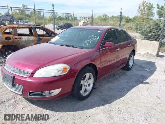2011 Chevrolet Impala LTZ z VIN 2G1WC5EM0B1106135, wystawiony jako IAAI lot #43212309 z przebiegiem 154 571 mil mil oraz . Historia ofert i sprzedaży dostępna na DreamBid. Obrazek 2.