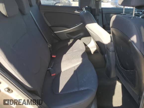 2013 Hyundai Accent SE с VIN KMHCU5AE6DU065180, выставлен на аукционе Copart как лот 81162385 с пробегом 148 545 миль миль и Чистый • Clean title. История ставок и продаж доступна на DreamBid. Изображение 10.