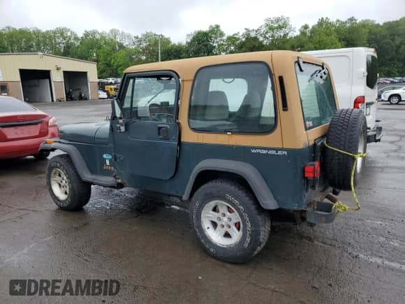 1993 Jeep Wrangler with VIN 1J4FY29SXPP244477, listed as a Copart auction lot 58028375 with 152,762 mi miles and Clean title. Bid and sale history available at DreamBid. Image 2.