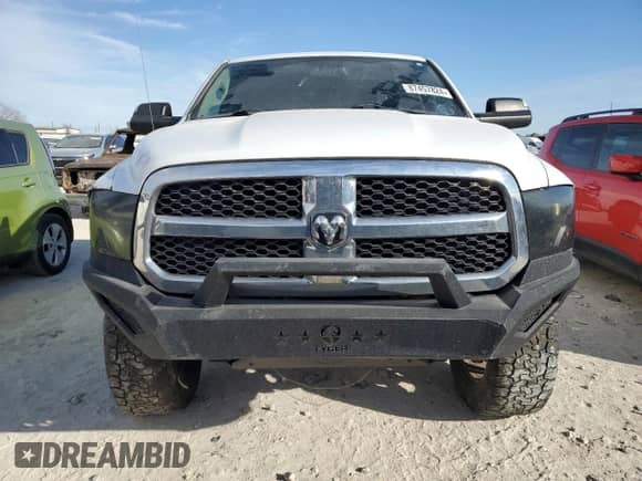 2014 Ram 1500 Big Horn with VIN 1C6RR7GM1ES475724, listed as a Copart auction lot 87457824 with 288,040 mi miles and Salvage title. Bid and sale history available at DreamBid. Image 5.