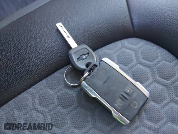 2019 Chevrolet Colorado 4WD Z71 с VIN 1GCPTDE18K1270623, выставлен на аукционе IAAI как лот 41196095 с пробегом 76 544 миль миль и . История ставок и продаж доступна на DreamBid. Изображение 11.