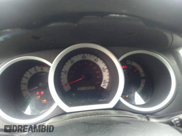 2014 Toyota Tacoma PreRunner with VIN 5TFKU4HN8EX004901, listed as a IAAI auction lot 42463733 with Not provided miles and . Bid and sale history available at DreamBid. Image 15.