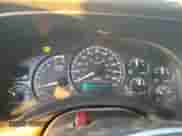 2002 Chevrolet Silverado 2500HD LS z VIN 1GCHK23G92F223123, wystawiony jako Copart lot #84289734 z przebiegiem 174 131 mil mil oraz Szkoda całkowita • Salvage title. Historia ofert i sprzedaży dostępna na DreamBid. Obrazek 9.