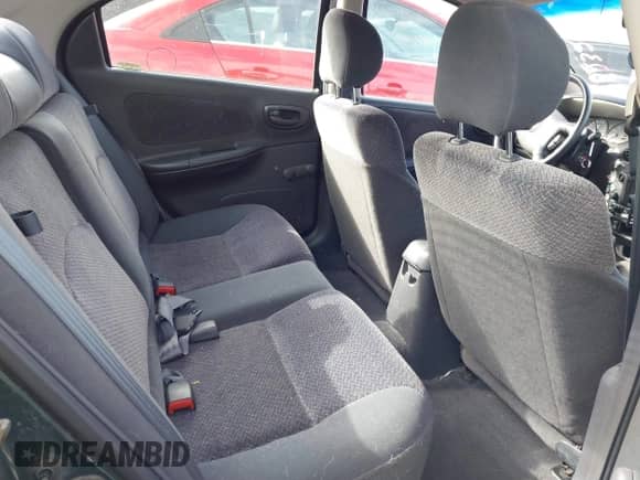 2000 Dodge Neon Highline z VIN 1B3ES46C3YD711254, wystawiony jako IAAI lot #41823240 z przebiegiem 44 729 mil mil oraz . Historia ofert i sprzedaży dostępna na DreamBid. Obrazek 8.