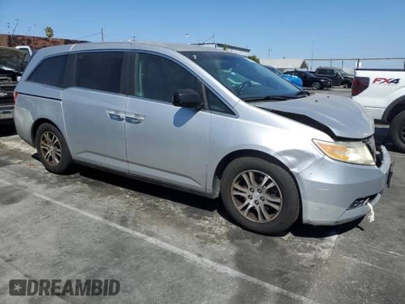 2011 Honda Odyssey EX с VIN 5FNRL5H46BB103804, выставлен на аукционе Copart как лот 70952835 с пробегом 112 168 миль миль и Списание • Salvage title. История ставок и продаж доступна на DreamBid. Изображение 4.