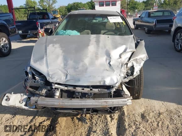 2002 Honda Accord VP with VIN 1HGCF86642A087776, listed as a IAAI auction lot 41704773 with 297,701 mi miles and . Bid and sale history available at DreamBid. Image 6.