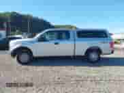 2016 Ford F-150 XLT z VIN 1FTFX1EF0GFC31917, wystawiony jako IAAI lot #43430217 z przebiegiem 210 731 mil mil oraz . Historia ofert i sprzedaży dostępna na DreamBid. Obrazek 14.