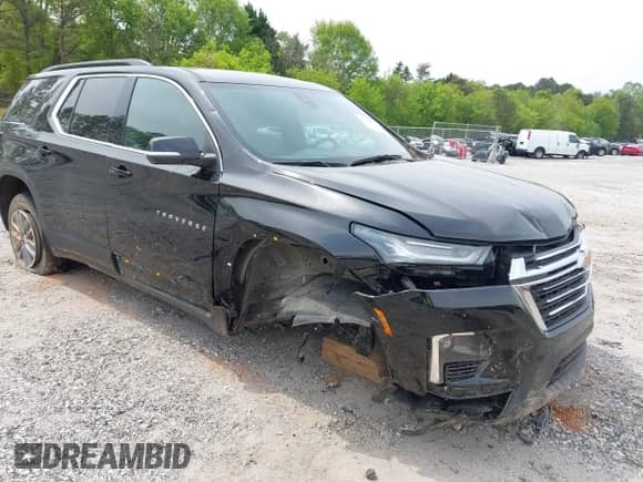 2022 Chevrolet Traverse LT Cloth z VIN 1GNERGKWXNJ116112, wystawiony jako IAAI lot #42048535 z przebiegiem 44 792 mil mil oraz . Historia ofert i sprzedaży dostępna na DreamBid. Obrazek 6.