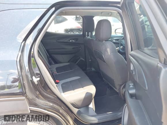 2025 Chevrolet TrailBlazer LT с VIN KL79MRSL3SB037362, выставлен на аукционе IAAI как лот 42933532 с пробегом 18 299 миль миль и . История ставок и продаж доступна на DreamBid. Изображение 8.