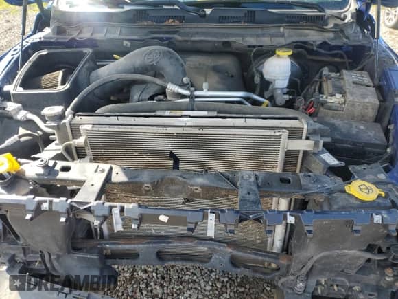 2019 Ram 1500 Tradesman z VIN 1C6RR7FT2KS576985, wystawiony jako Copart lot #69814125 z przebiegiem 127 565 mil mil oraz Szkoda całkowita • Salvage title. Historia ofert i sprzedaży dostępna na DreamBid. Obrazek 11.