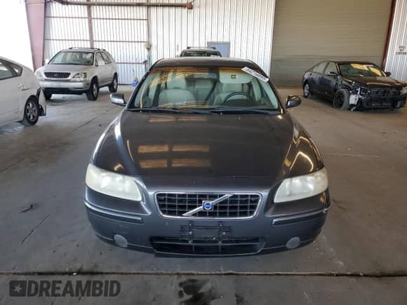 2005 Volvo S60 с VIN YV1RS592952428884, выставлен на аукционе Copart как лот 64216895 с пробегом 118 097 миль миль и Списание • Salvage title. История ставок и продаж доступна на DreamBid. Изображение 5.