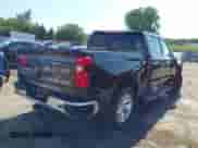 2022 Chevrolet Silverado 1500 LTZ z VIN 1GCPWEED1NZ216934, wystawiony jako IAAI lot #39846065 z przebiegiem 51 306 mil mil oraz . Historia ofert i sprzedaży dostępna na DreamBid. Obrazek 4.