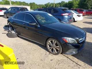 2019 Mercedes-Benz C 300 с VIN 55SWF8DB1KU318960, выставлен на аукционе IAAI как лот 42547725 с пробегом 90 743 миль миль и . История ставок и продаж доступна на DreamBid. Изображение 1.