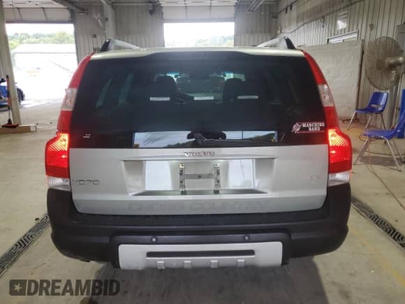 2006 Volvo XC70 with VIN YV4SZ592561209850, listed as a Copart auction lot 80675685 with 213,766 mi miles and Salvage title. Bid and sale history available at DreamBid. Image 6.