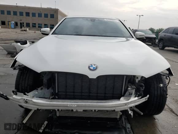 2020 BMW 5 Series с VIN WBAJB1C03LCD50600, выставлен на аукционе Copart как лот 62033065 с пробегом 10 885 миль миль и Списание • Salvage title. История ставок и продаж доступна на DreamBid. Изображение 5.