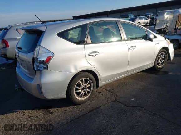 2013 Toyota Prius Two with VIN JTDZN3EU0D3262014, listed as a IAAI auction lot 42550289 with 197,978 mi miles and . Bid and sale history available at DreamBid. Image 4.