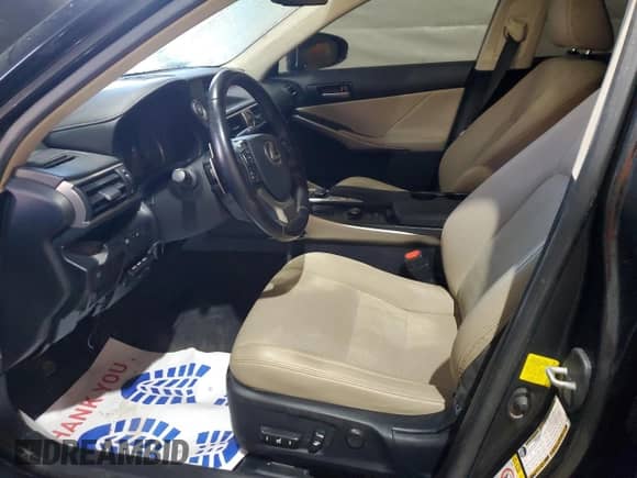 2017 Lexus IS 300 z VIN JTHCM1D28H5015488, wystawiony jako Copart lot #86219525 z przebiegiem Nie podano mil oraz Szkoda całkowita • Salvage title. Historia ofert i sprzedaży dostępna na DreamBid. Obrazek 7.