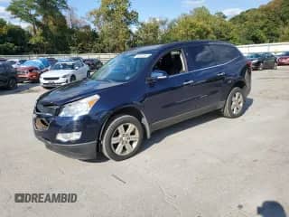 2012 Chevrolet Traverse 1LT с VIN 1GNKVGEDXCJ250897, выставлен на аукционе Copart как лот 72029755 с пробегом 131 562 миль миль и Списание • Salvage title. История ставок и продаж доступна на DreamBid. Изображение 1.