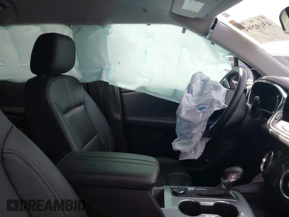 2023 Chevrolet Blazer LT с VIN 3GNKBJR44PS101079, выставлен на аукционе IAAI как лот 43102964 с пробегом 37 496 миль миль и . История ставок и продаж доступна на DreamBid. Изображение 5.