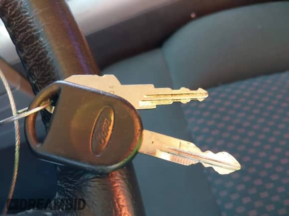 2008 Ford F-150 XL with VIN 1FTRW12W68KE26661, listed as a IAAI auction lot 43390854 with 67,228 mi miles and . Bid and sale history available at DreamBid. Image 11.