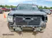 2018 GMC Sierra 1500 z VIN 1GTR1LEC5JZ252719, wystawiony jako Copart lot #66197045 z przebiegiem 151 960 mil mil oraz Szkoda całkowita • Salvage title. Historia ofert i sprzedaży dostępna na DreamBid. Obrazek 5.