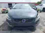 2015 Volvo S60 T5 Premier с VIN YV1612TK1F1350086, выставлен на аукционе IAAI как лот 42012147 с пробегом 126 620 миль миль и . История ставок и продаж доступна на DreamBid. Изображение 13.
