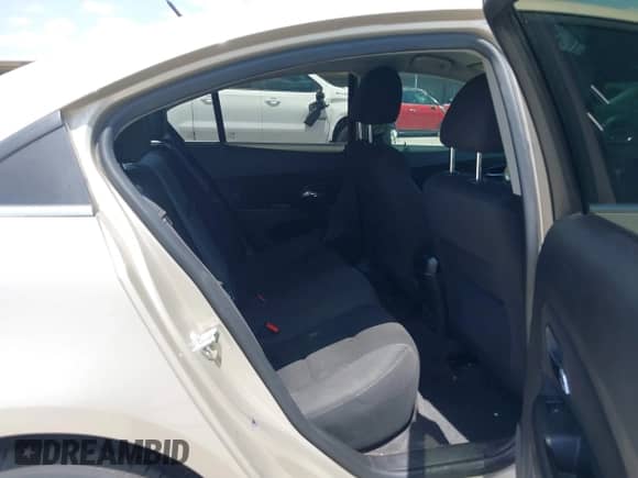 2014 Chevrolet Cruze LT с VIN 1G1PK5SB9E7390821, выставлен на аукционе IAAI как лот 42857491 с пробегом 88 304 миль миль и . История ставок и продаж доступна на DreamBid. Изображение 8.
