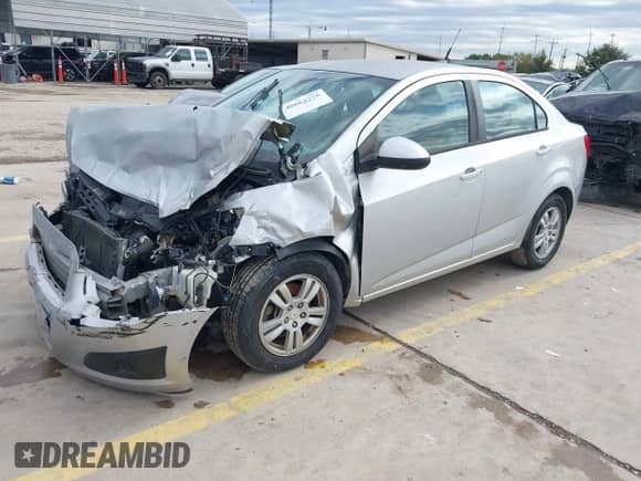 2012 Chevrolet Sonic LS с VIN 1G1JA5SH7C4136259, выставлен на аукционе IAAI как лот 40663776 с пробегом 128 031 миль миль и . История ставок и продаж доступна на DreamBid. Изображение 2.