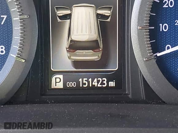 2015 Toyota Sienna Limited with VIN 5TDDK3DCXFS120752, listed as a IAAI auction lot 43095637 with 151,423 mi miles and . Bid and sale history available at DreamBid. Image 15.