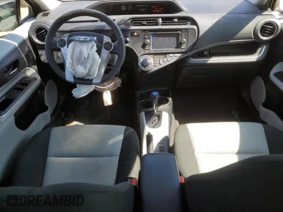 2014 Toyota Prius One with VIN JTDKDTB36E1077365, listed as a Copart auction lot 84270755 with 43,961 mi miles and Salvage title. Bid and sale history available at DreamBid. Image 8.