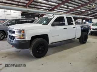 2016 Chevrolet Silverado 1500 Work Truck z VIN 1GCVKNEC3GZ259703, wystawiony jako Copart lot #89856815 z przebiegiem 132 943 mil mil oraz Czysty tytuł • Clean title. Historia ofert i sprzedaży dostępna na DreamBid. Obrazek 1.
