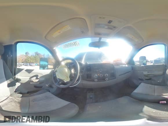 2008 Chevrolet Silverado 2500HD Work Truck z VIN 1GCHK24K58E102736, wystawiony jako Copart lot #78490904 z przebiegiem 300 071 mil mil oraz Szkoda całkowita • Salvage title. Historia ofert i sprzedaży dostępna na DreamBid. Obrazek 13.