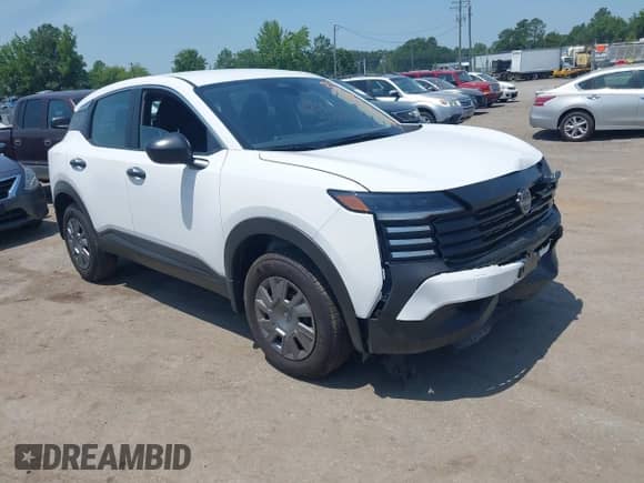 2025 Nissan Kicks S with VIN 3N8AP6BA4SL313975, listed as a IAAI auction lot 42545649 with 3,918 mi miles and . Bid and sale history available at DreamBid. Image 1.