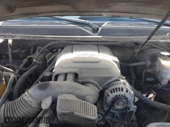 2011 Chevrolet Suburban LT with VIN 1GNSCJE07BR259203, listed as a IAAI auction lot 42888910 with 246,717 mi miles and . Bid and sale history available at DreamBid. Image 10.