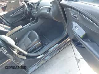 2016 Chevrolet Impala LT z VIN 2G1105SA3G9152712, wystawiony jako IAAI lot #43543800 z przebiegiem 160 069 mil mil oraz . Historia ofert i sprzedaży dostępna na DreamBid. Obrazek 5.