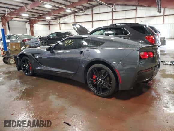 2014 Chevrolet Corvette Z51 2LT с VIN 1G1YJ2D74E5106389, выставлен на аукционе Copart как лот 71802324 с пробегом 9 582 миль миль и Чистый • Clean title. История ставок и продаж доступна на DreamBid. Изображение 2.