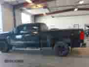 2017 Chevrolet Silverado 1500 LT z VIN 1GCVKREC4HZ133164, wystawiony jako IAAI lot #43224307 z przebiegiem 136 474 mil mil oraz . Historia ofert i sprzedaży dostępna na DreamBid. Obrazek 14.