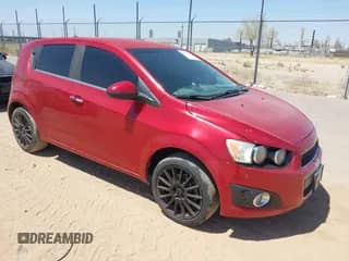 2014 Chevrolet Sonic LTZ с VIN 1G1JE6SB8E4117132, выставлен на аукционе IAAI как лот 42223583 с пробегом 144 897 миль миль и . История ставок и продаж доступна на DreamBid. Изображение 1.